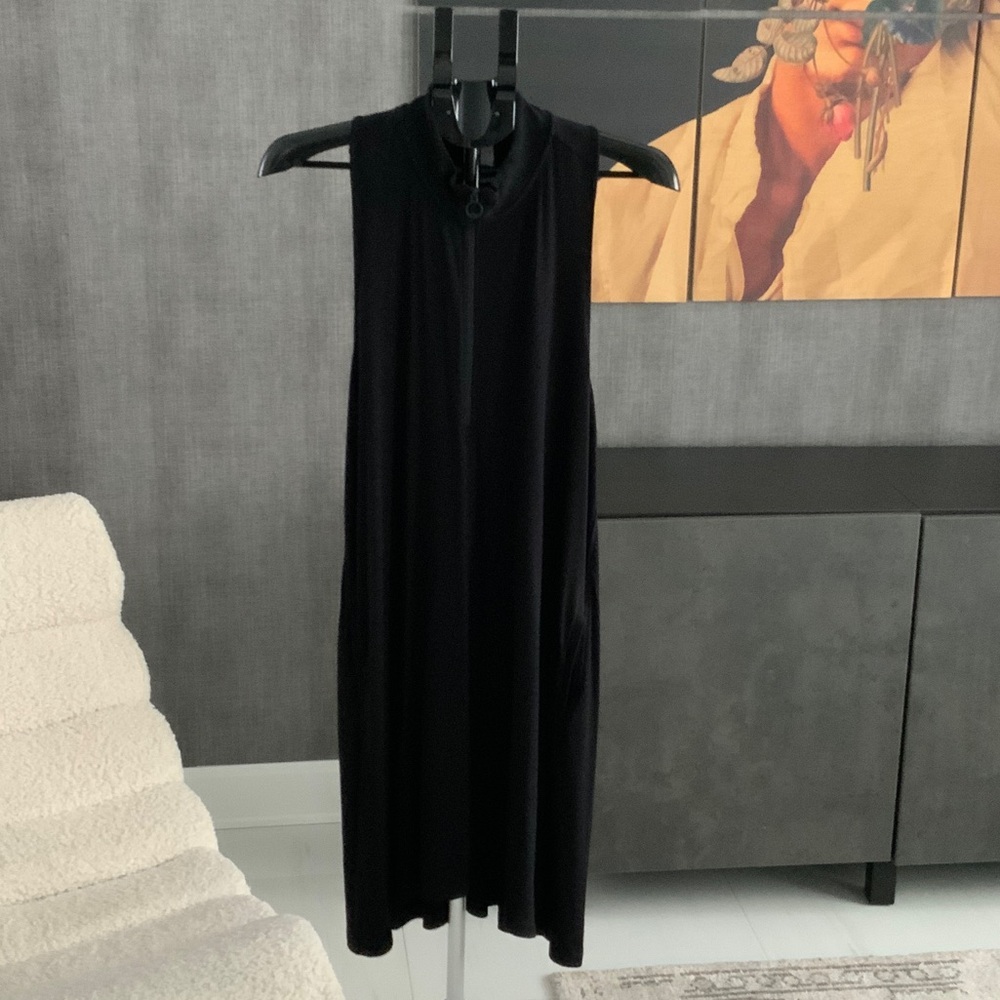 Lolë Traverse Sleeveless Black Dress XL